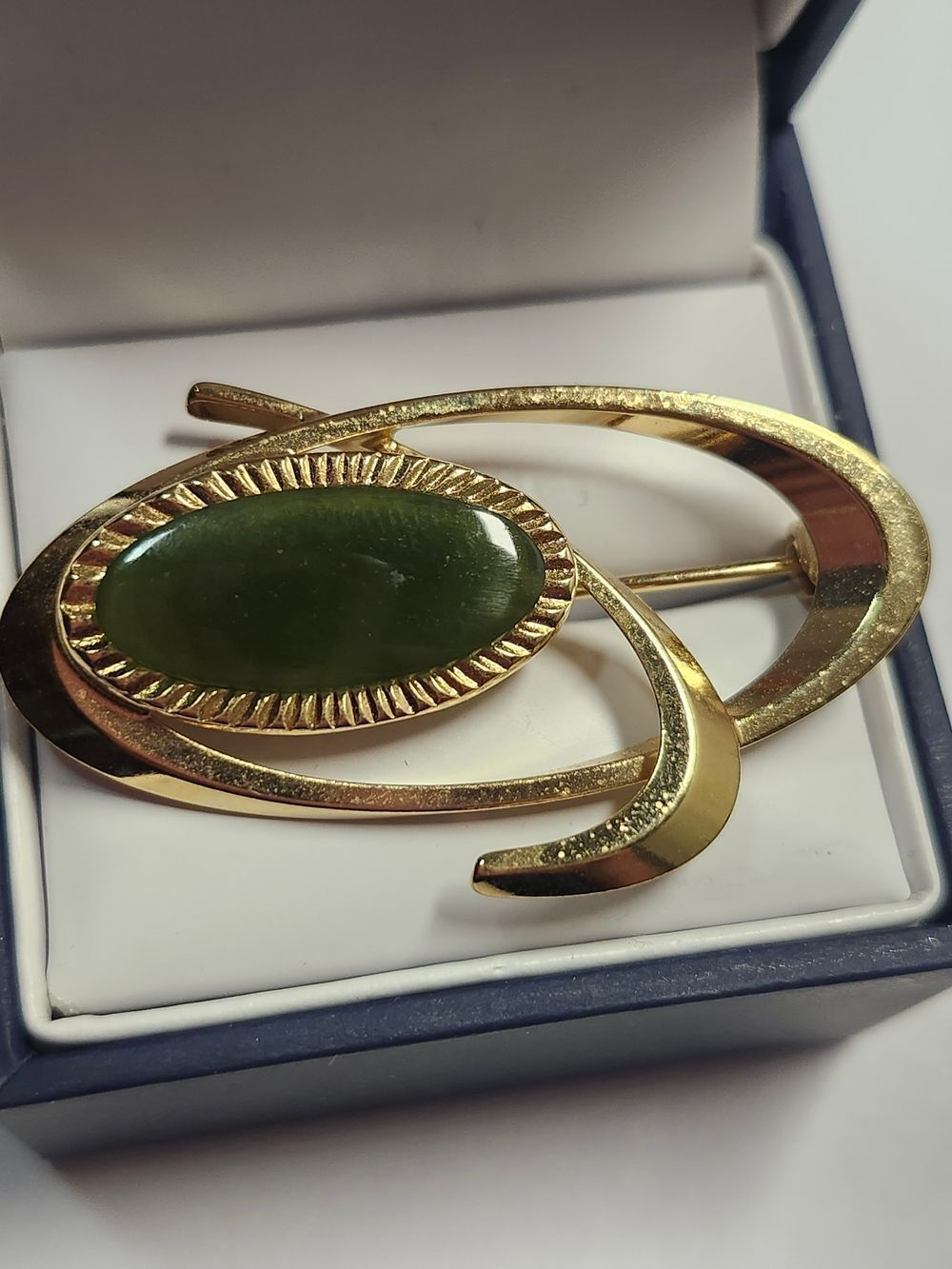 Gold-Tone Brooch with Green Oval Stone